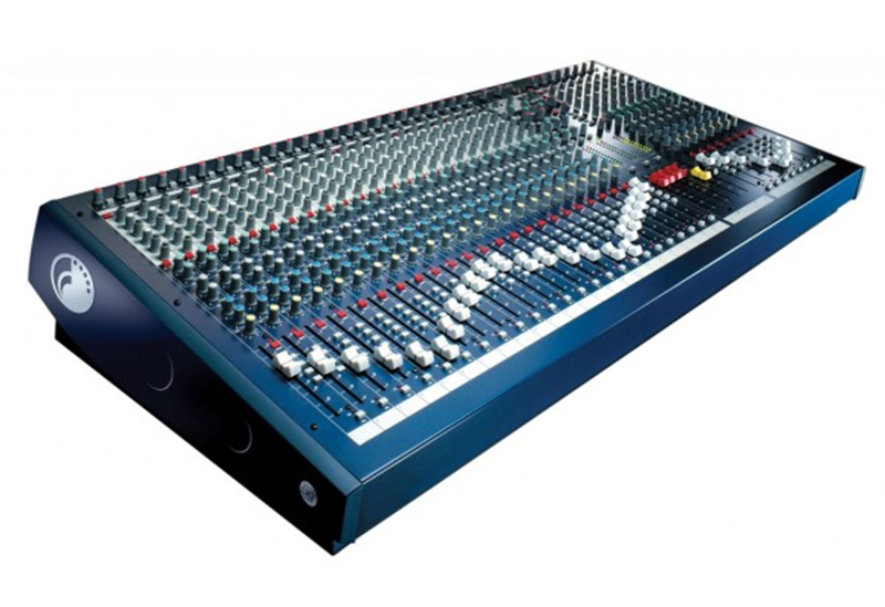 Bàn mixer Soundcraft LX7II/24