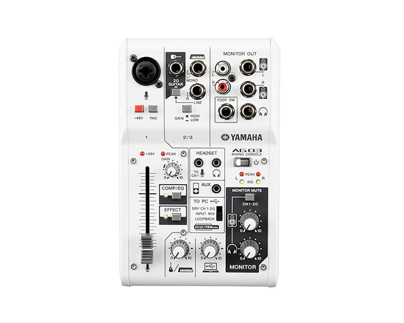 Bàn mixer Yamaha AG03