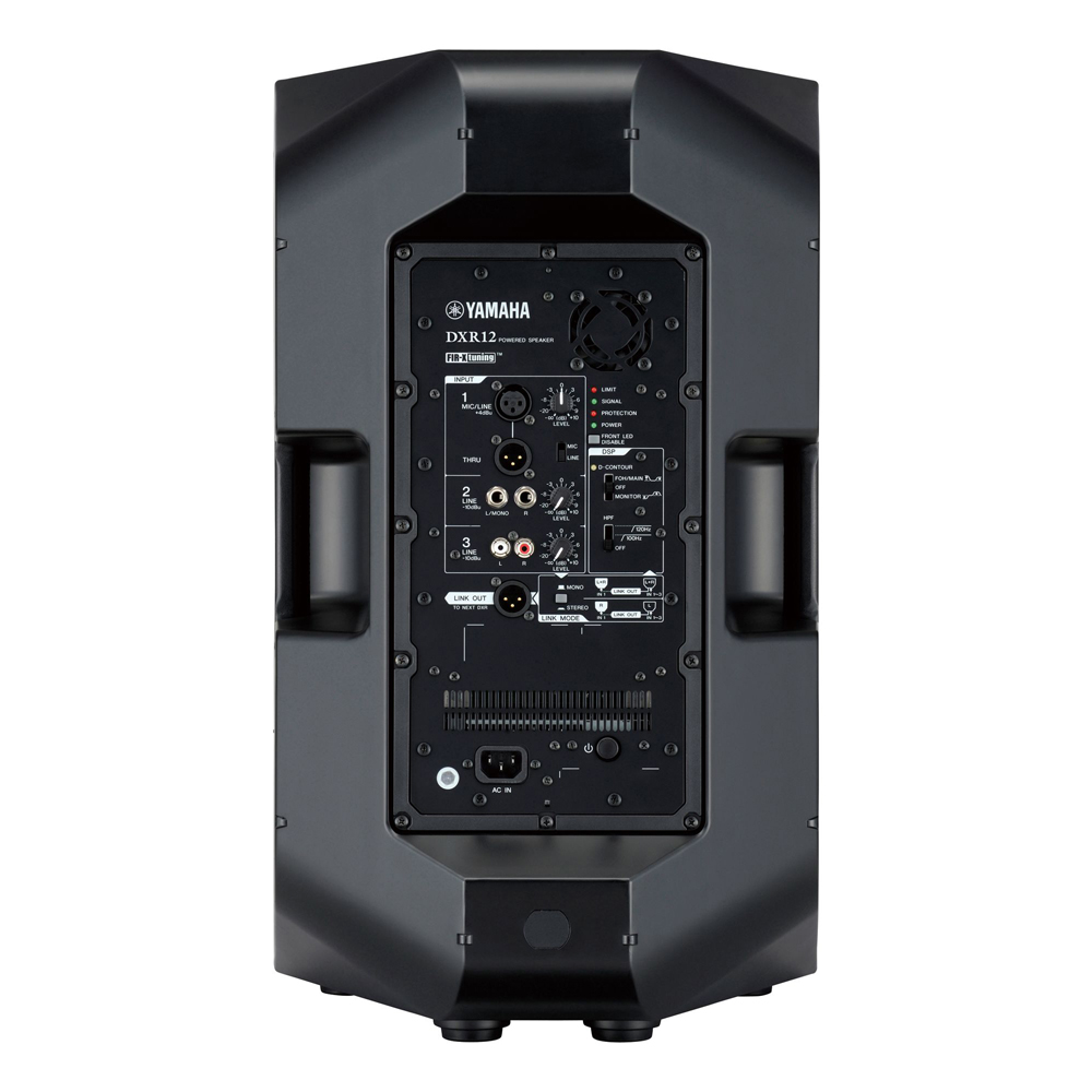 Yamaha DXR12 sử dụng thùng loa nhựa ABS với thiết kế bass-reflex quen thuộc