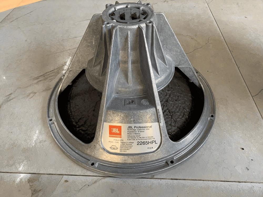 Loa JBL AM7215/95