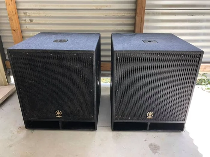 Dùng loa Yamaha CW118V để bổ sung dải trầm cho sân khấu, hội trường...