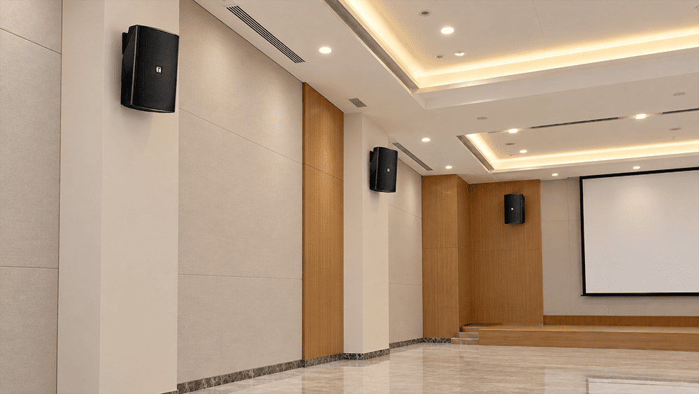 Công suất 50W phát âm thanh lớn, rõ ràng