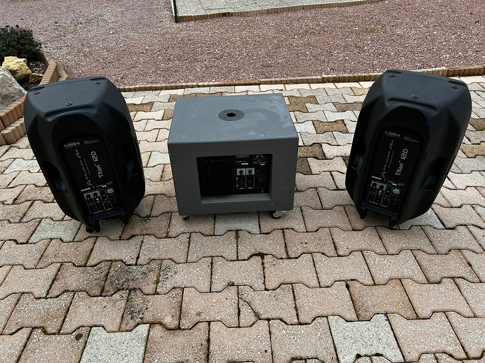 Loa Wharfedale Titan 12D