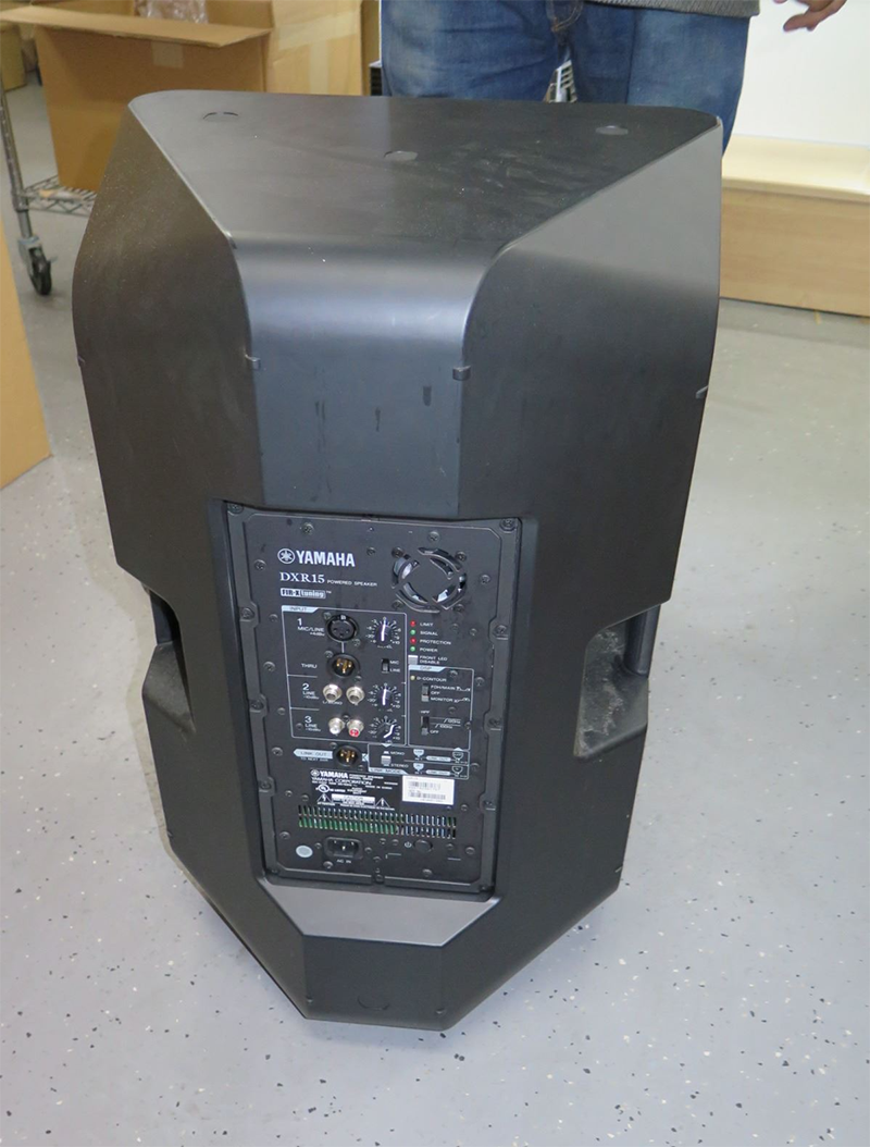 Loa Yamaha DXR15 5 Loa Yamaha DXR15