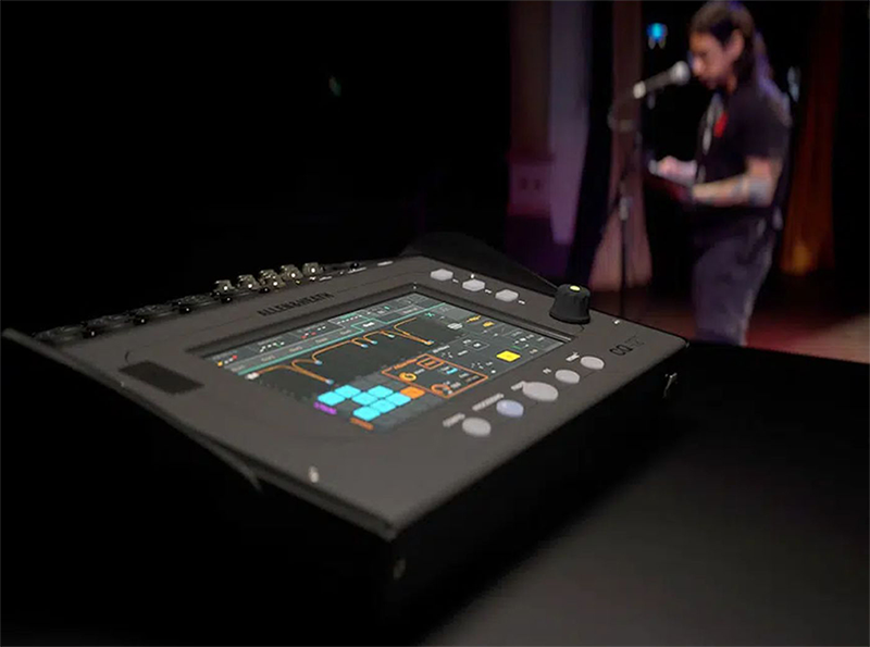Bàn mixer Allen & Heath CQ-12T